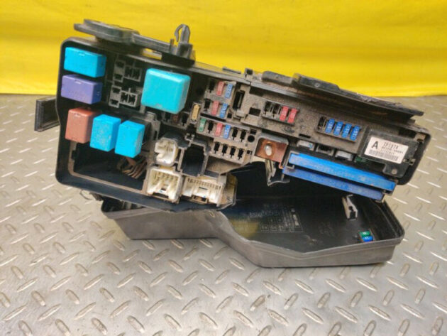 07 08 09 10 11 Toyota Camry Fusebox Fuse Relay OEM 8274033020