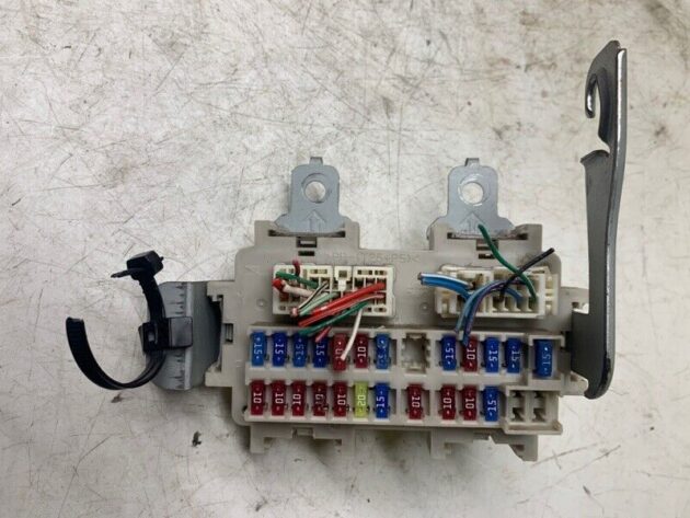 2008 2007 2006 2005 Infiniti FX35 Cabin Dash Fuse Junction Box OEM