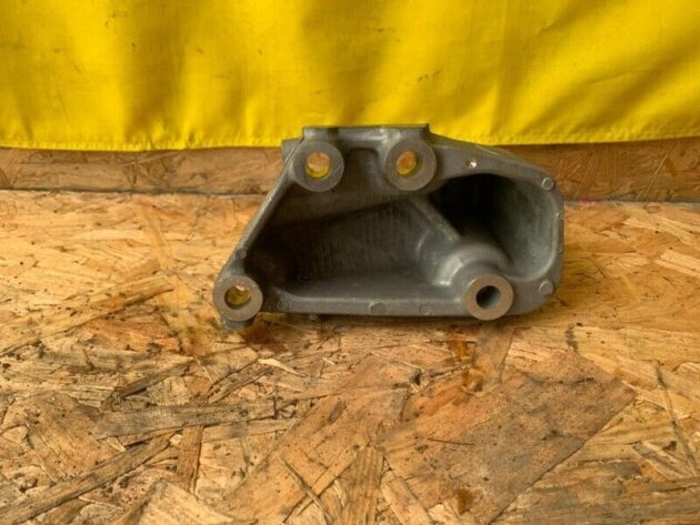 16 17 18 Acura RDX Engine Mount Bracket OEM 50610-TA1-A00