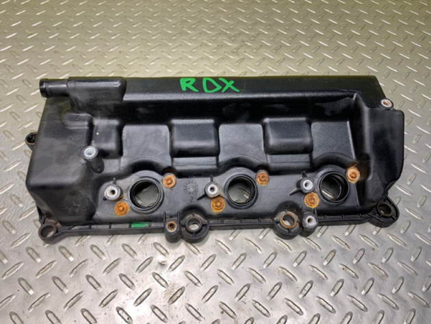 14 15 16 17 18 19 20 Acura RDX 3.5L Front Valve Cover OEM 123105G0A00