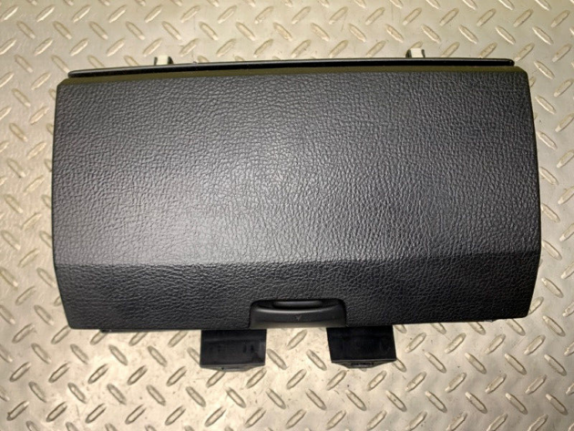 03 04 05 06 07 Mazda 6 Dash Upper Glove Box Glovebox OEM я GJ6A-55-244A-02