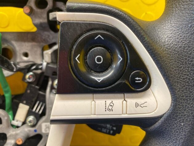 17 18 19 20 21 22 Toyota Prius Prime Steering Wheel w/ Swich OEM 4510047230C0