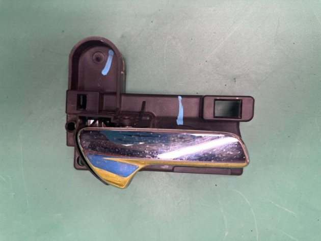 10 11 12 13 14 15 16 Dodge Journey Front Passenger Side Interior Door Handle OEM