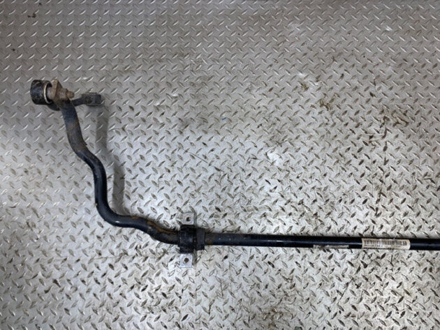 11 12 13 14 15 16 17 18 Porsche Cayenne Rear Stabilizer Sway Bar OEM 7P0511025G