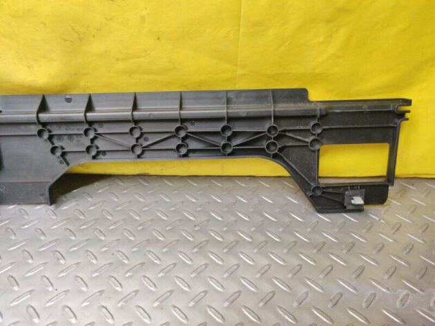 16 17 18 19 20 Porsche Panamera 4 Side support right OEM 971864596