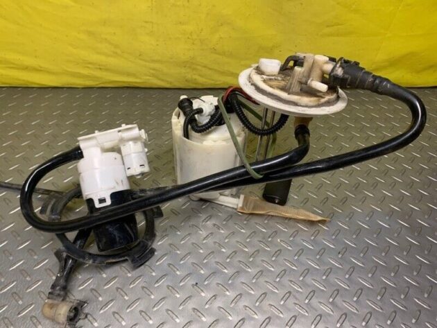 10 11 12 13 Hyundai Sonata 2.4L Fuel Pump Assembly OEM 311103Q600