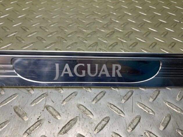 00 01 02 03 Jaguar S-Type Front Right Passenger Sill Scuff Plate Chrome OEM