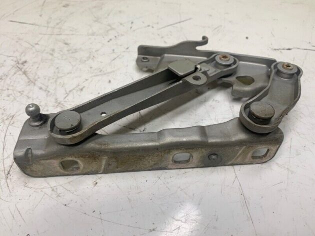 03 04 05 06 Mercedes-Benz W211 E50 Front Right Hood Hinge OEM 2118800228