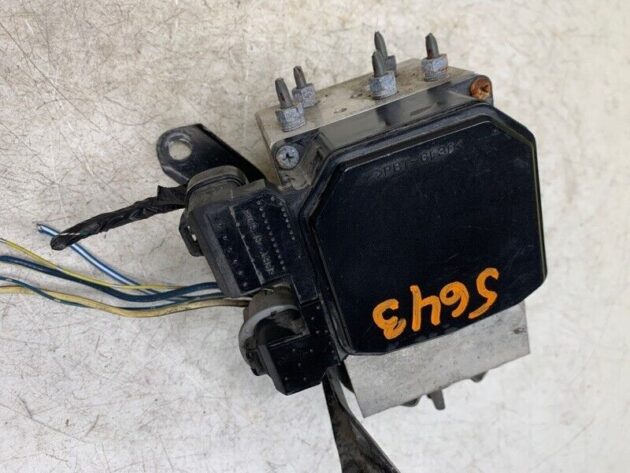 00 01 02 03 04 05 Lexus IS300 ABS Anti Lock Brake Pump Module OEM 1332005000