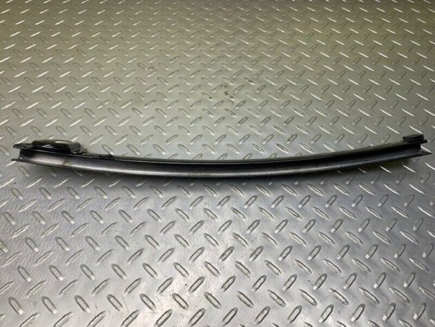 09 08 07 06 05 Bentley Continental Flying Spur Rear Right Door Window Rail Guide