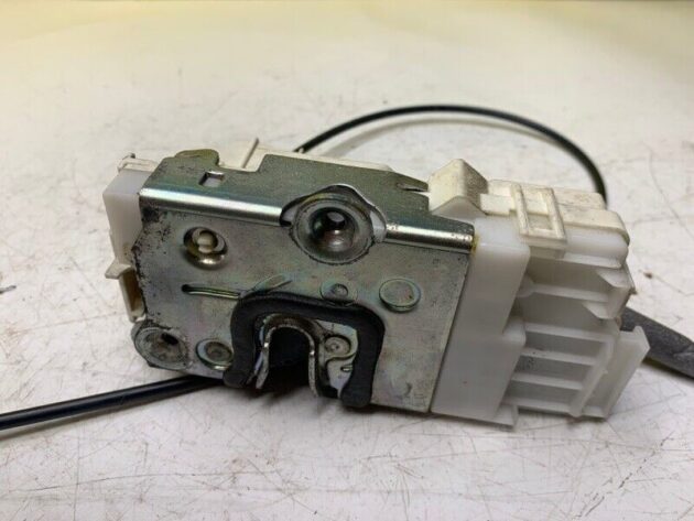 06 07 08 09 Mercedes-Benz W251 Front Left Driver Door Lock Latch Actuator OEM