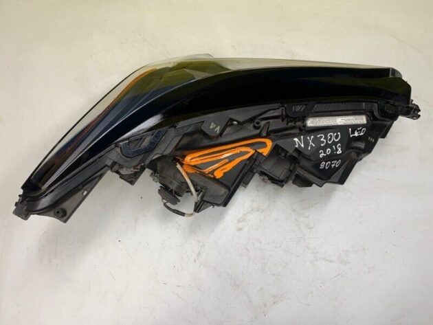 15 16 17 Lexus NX200T NX300H Driver Left Side Headlight Headlamp LED OEM