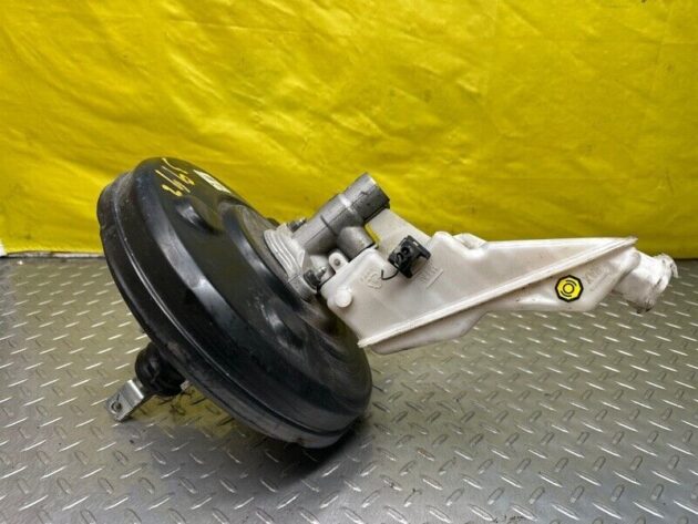 13 14 15 16 Hyundai Santa Fe Power Brake Booster W/ master Cylinder OEM