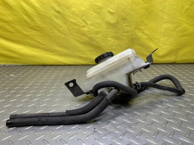 06 07 08 09 Toyota Camry Brake Master Cylinder Reservoir Tank Bottle OEM