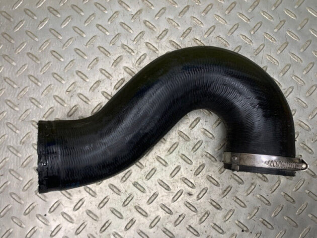 11 12 13 Porsche Cayenn 3.0L Diesel Intercooler Hose Pipe OEM 7P0145972D