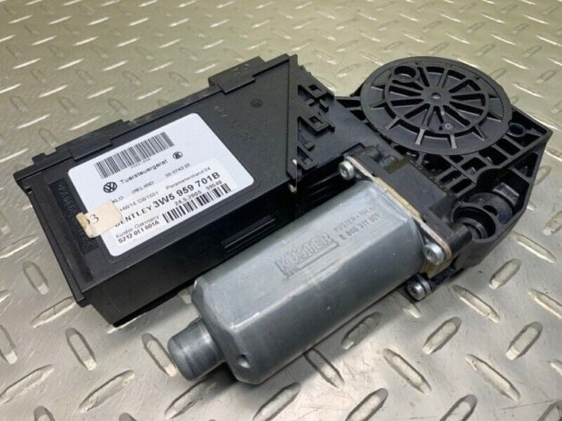 06 07 08 09 10 Bentley Continental Flying Spur Front left door window motor OEM