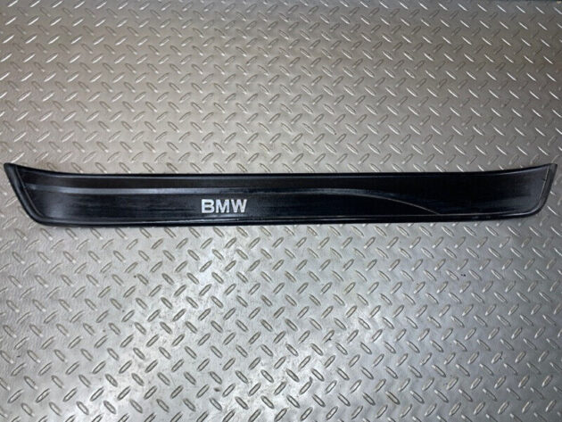 04 05 06 07 08 09 10 11 12 BMW 3 E90 Left Driver Front Door Scuff Plate OEM