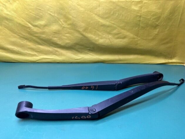 14 15 16 17 18 Kia Soul Driver & Passenger Side Windshield Wiper Arm PAIR OEM