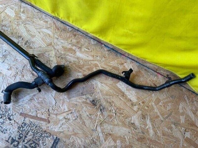 05 06 07 Bentley Continental GT Left Side Front Radiator Pipe Tube Water Hose