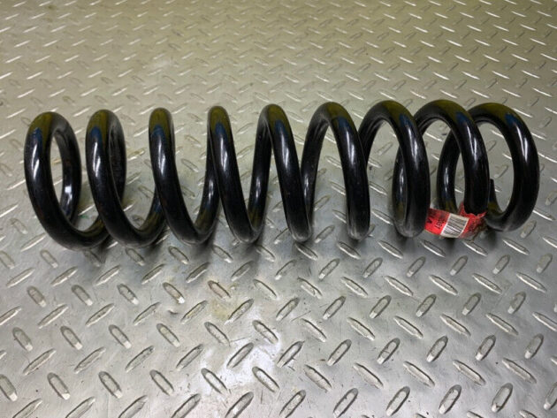 23 22 21 20 Cadillac Ct5 2.0L Rear Suspension Coil Spring OEM 84642081