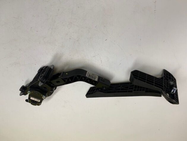 13 14 15 16 KIA Soul 2.0L Accelerator Gas Pedal OEM 32700-B2110