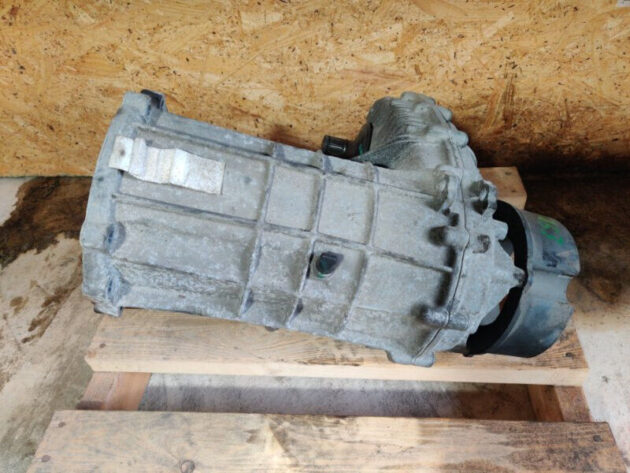 13 14 15 16 Porsche Cayenne 3.0L Diesel AWD Transfer Case OEM 95834102003