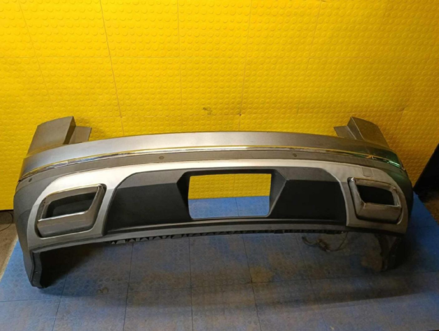 18 19 20 VW ATLAS Rear Bumper w/ Park Sensor Assy OEM 3CN807421