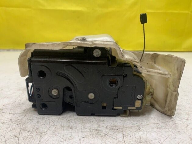 09 08 07 06 Volkswagen Jetta Front Left Driver Side Door Latch Lock Actuator OEM