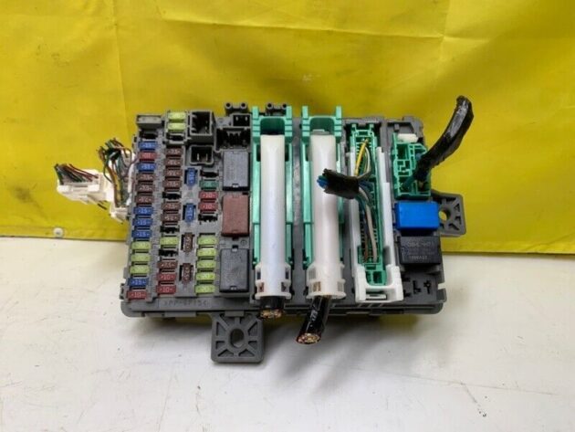 16 17 18 Acura ILX Under Dash Cabin Fuse Relay Junction Box OEM