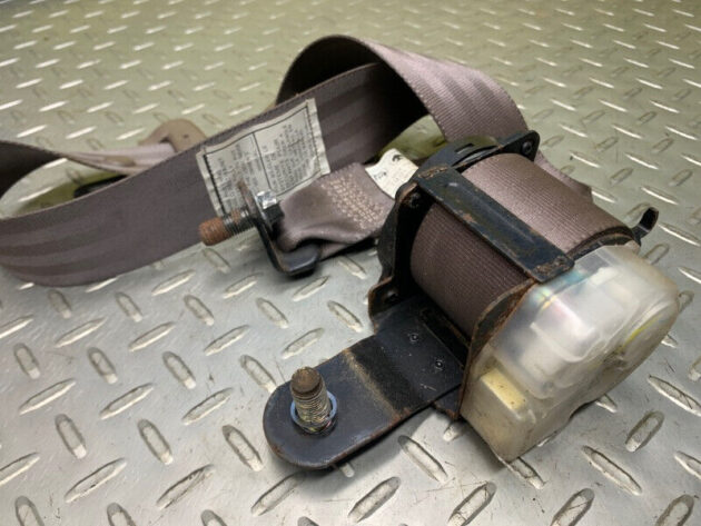 96 97 Lexus LX450 Rear Left Driver Side 3RD Third Row Seat Belt OEM 7357060090E0