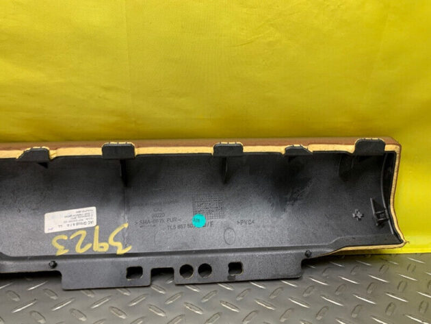 07 08 09 10 Porsche Cayenne Dashboard panel OEM 7L5857503