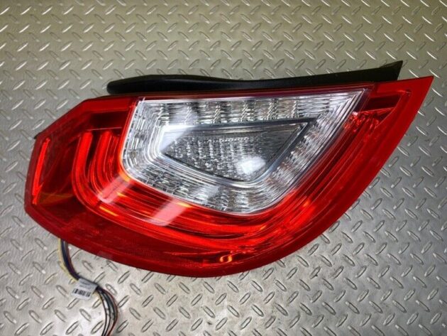 13 14 15 16 Lincoln MKS Rear Driver Left Taillight Tail Lamp OEM DA53-13B505-AE