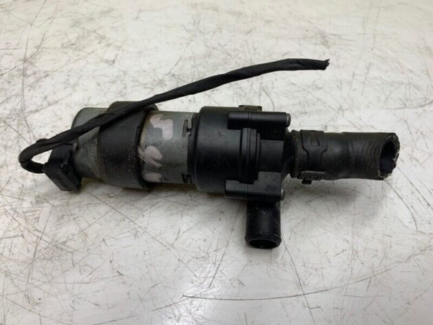 09 08 07 06 05 Mercedes-Benz W209 CLK350 Engine Coolant Water Pump OEM