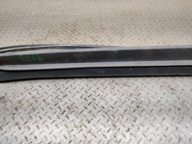 19 20 21 22 23 Ford Transit Connect Front Right Rocker Panel Skirt Molding OEM