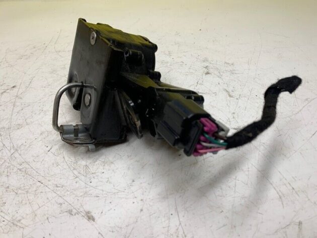 05 06 07 08 09 Cadillac SRS Rear Power Lift Gate Lock Latch Actuator OEM