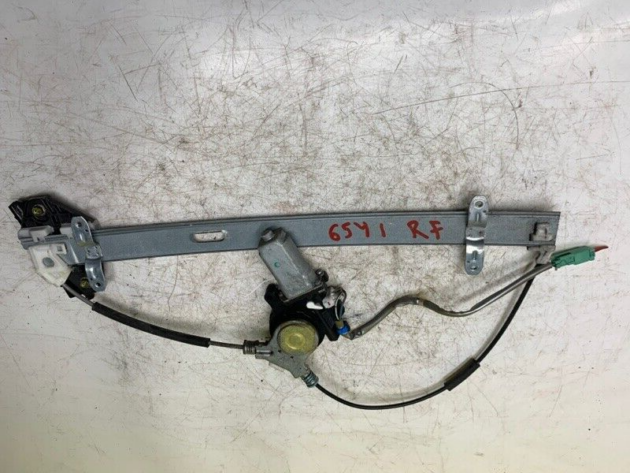 02 03 04 05 06 Honda Cr-V Front Passenger Door Power Window Motor Regulator OEM