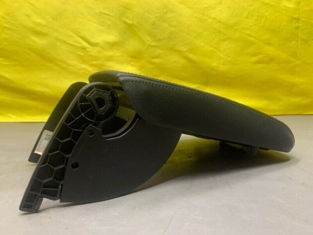 12 13 14 15 Volkswagen Passat Front Center Console Cover Lid/ Armrest OEM