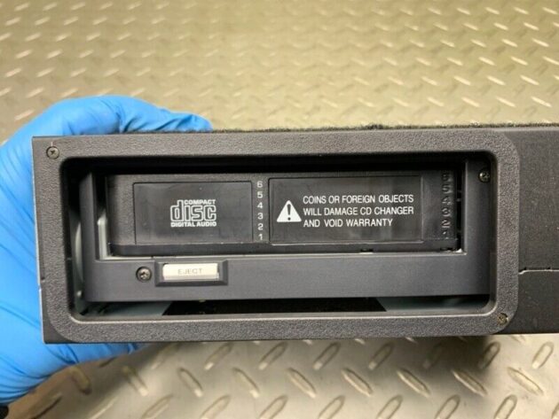 00 01 02 03 Jaguar S-Type CD Changer OEM XW4F18C830A