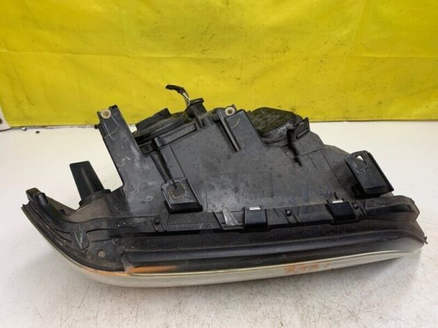 04 05 06 BMW X5 E53 3.0L Passenger Right Side Headlight Xenon Headlamp OEM