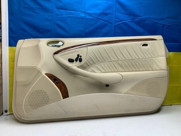 06 07 08 09 Mercedes-Benz W209 CLK350 Front Passenger Interior Door Panel OEM