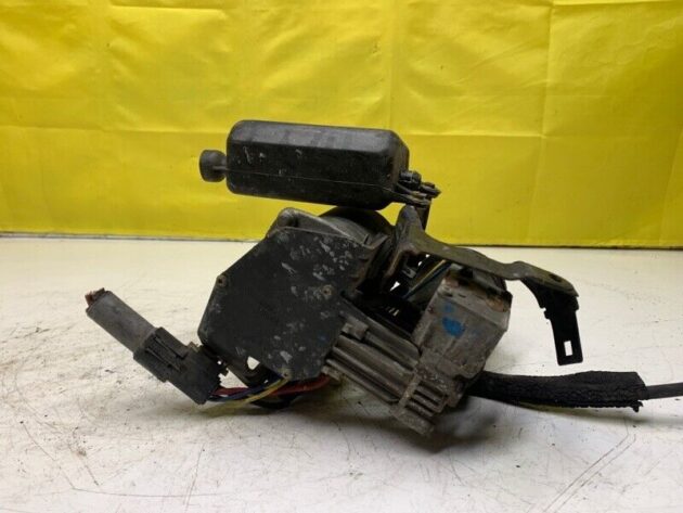 2003 2004 Lincoln Navigator Air Suspension Compressor Pump OEM