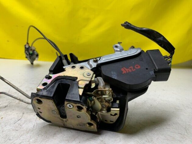 2001 -2005 02 03 Toyota Highlander Front Driver LH Side Door Lock Actuator OEM