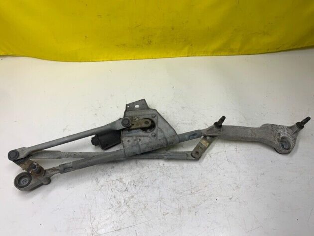 06 07 08 09 10 Mercedes-Benz W251 Front Windshield Wiper Motor W/ Regulator OEM