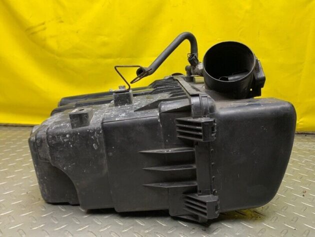 00 01 02 03 Lexus Rx300 3.0L V6 Air Cleaner Box OEM 17700-20130