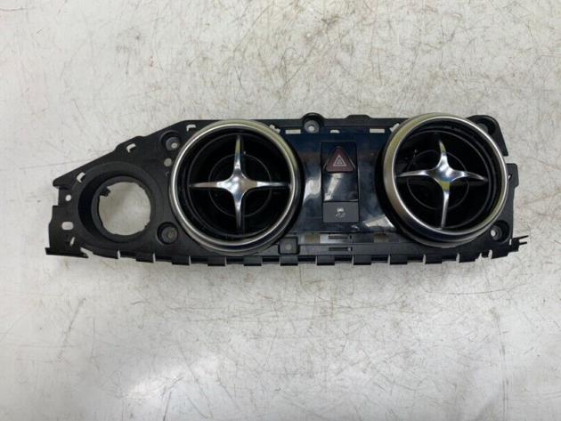 13 14 15  Mercedes GLK350 GLK250 Center Dashboard Dash Air Vent W/ Hazard OEM