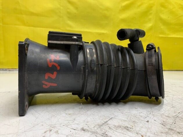 01 02 03 04 Mazda Tribute 3.0 L Meter Air Flow Sensor Intake Hose OEM