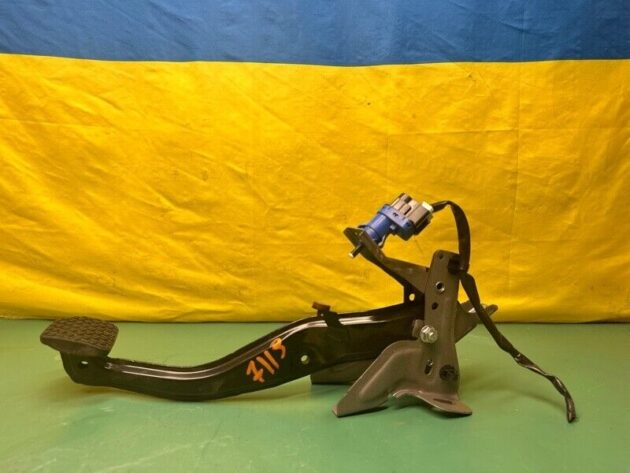 17 18 19 20 21 Mazda CX5 CX-5 Brake Stop Pedal OEM (Extra Low Miles)