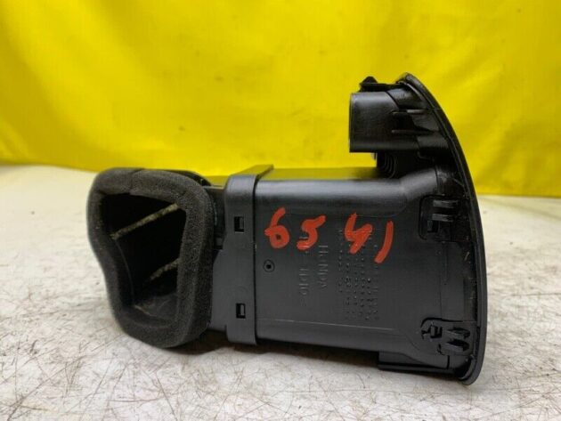 02 03 04 05 06 Honda CR-V CRV Dash Right Passenger Side AC Heater Air Vent OEM