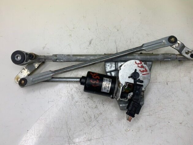 06 07 08 09 10 Mercedes-Benz W251 Front Windshield Wiper Motor W/ Regulator OEM