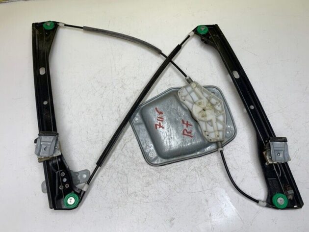 05 06 07 08 09 Volkswagen Jetta Front Right Passenger Side Window Regulator OEM